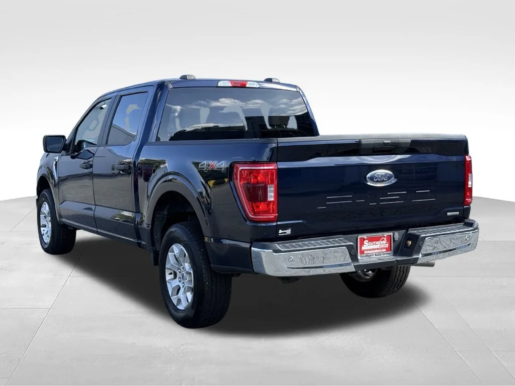 Used 2023 Blue Ford XLT image 3