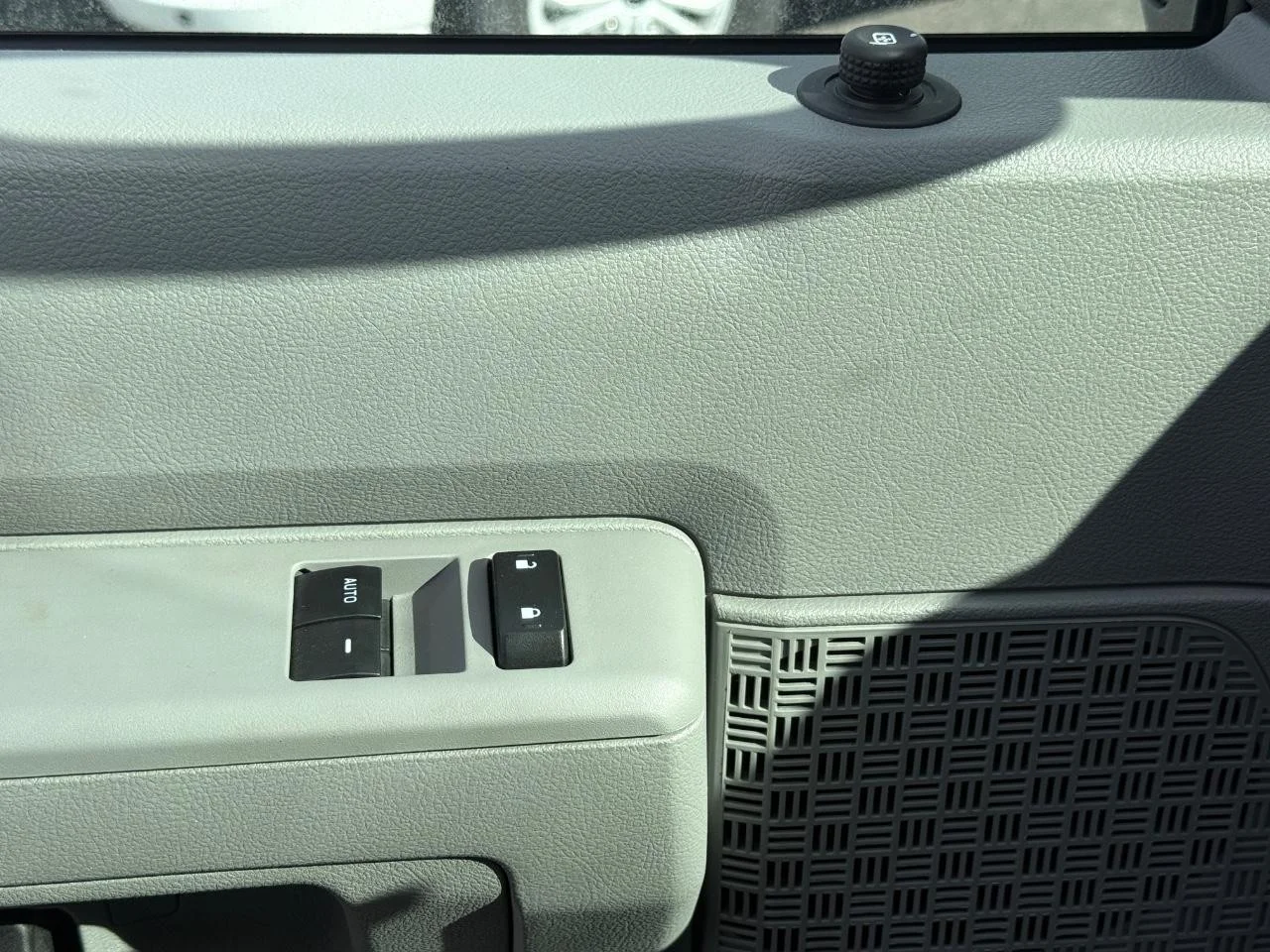 New 2026 Oxford White Ford E-450 DRW image 20