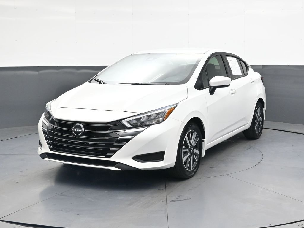 Used 2025 White Nissan 1.6 SV image 13