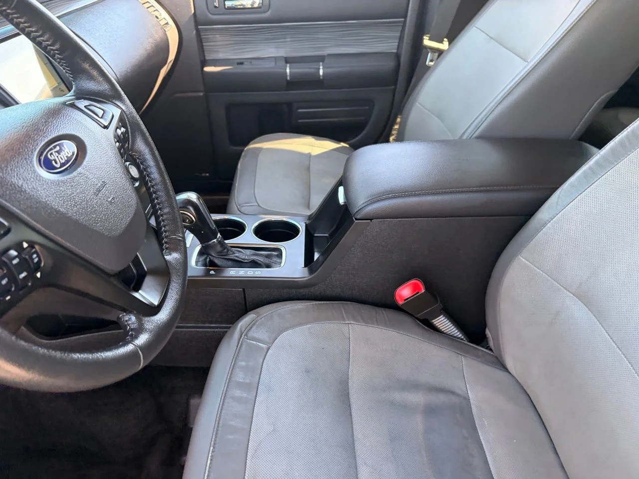 Used 2019 Agate Black Ford SEL image 18