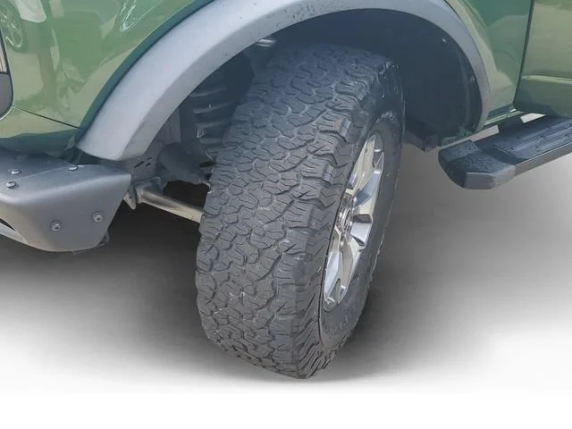 Used 2022 Eruption Green Ford Base image 34
