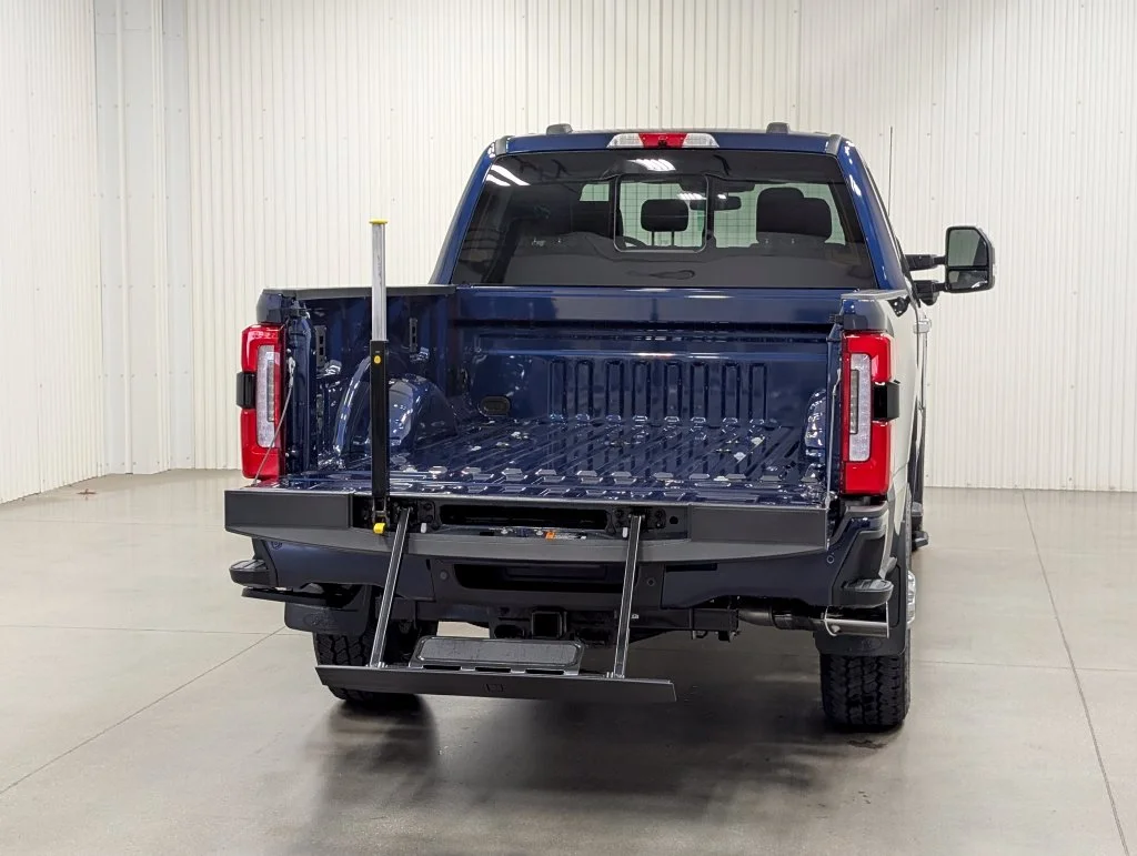 New 2027 Neptune Blue Ford F-250® Platinum® image 29