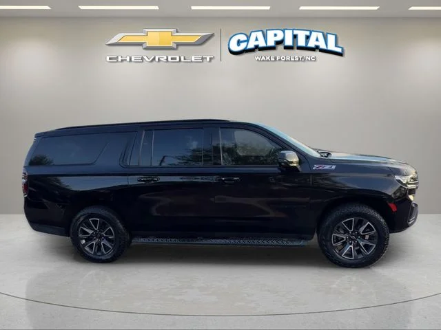 Used 2022 Black Chevrolet Z71 image 7