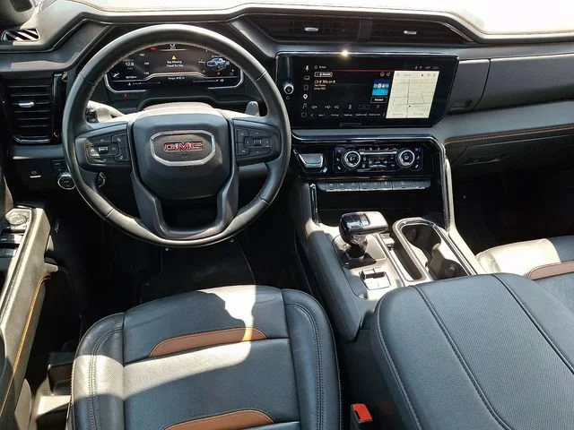 Used 2023 Summit White GMC AT4 image 12