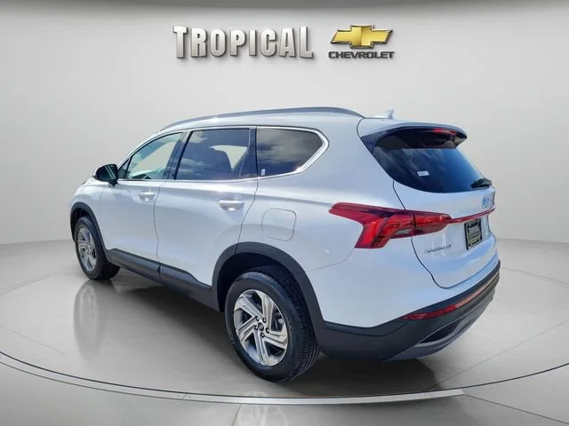 Used 2023 White Hyundai SEL image 2