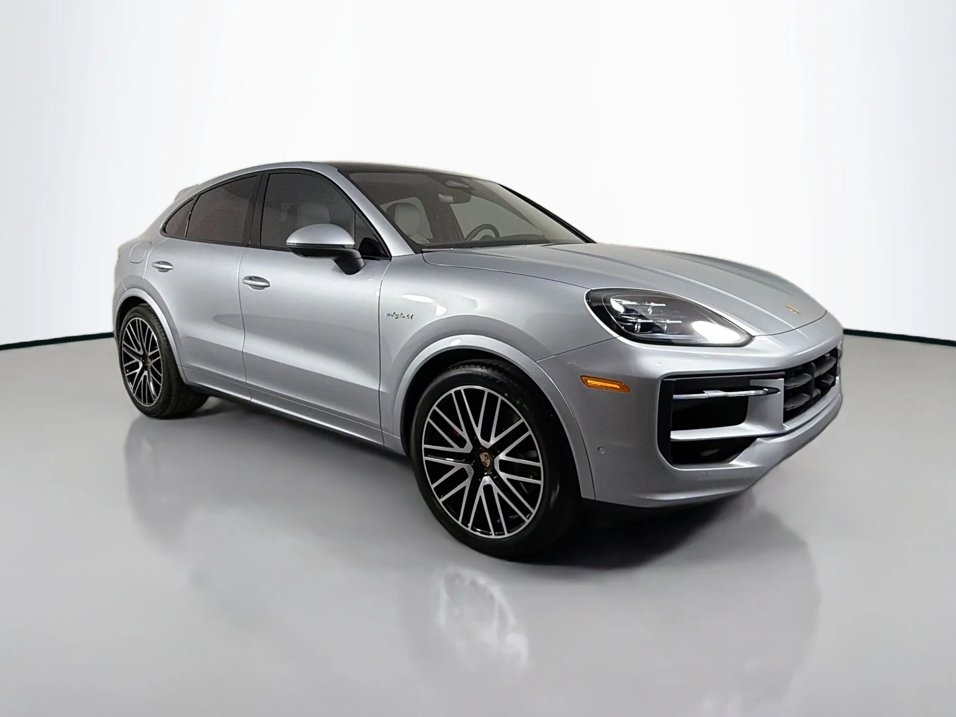 New 2026 Silver Porsche S image 9
