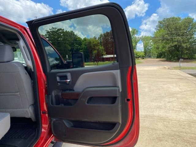 Used 2017 Red GMC SLE image 13