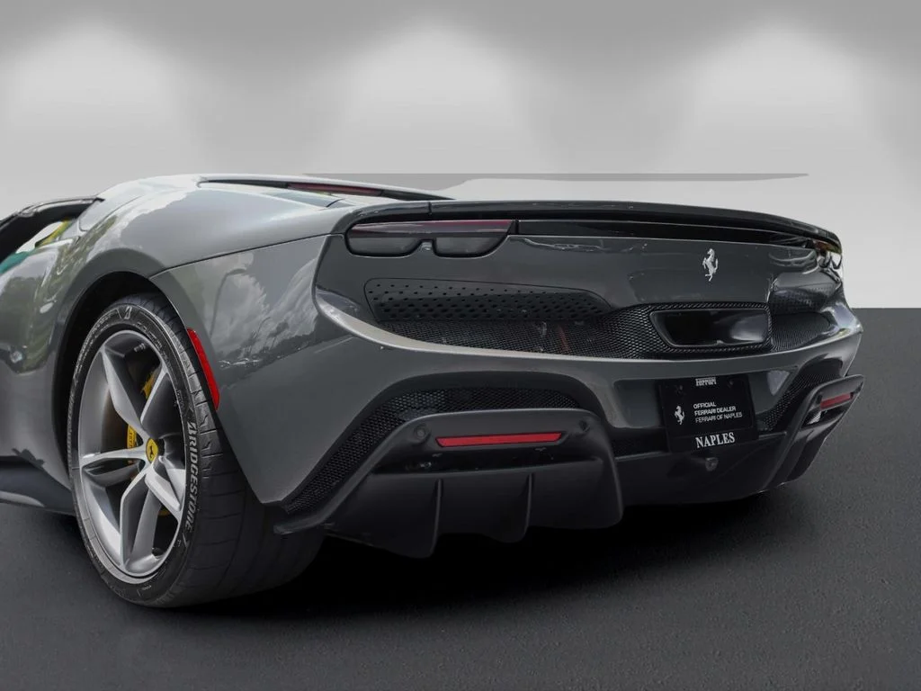 Certified Used 2025 Grigio Scuro Ferrari  image 17