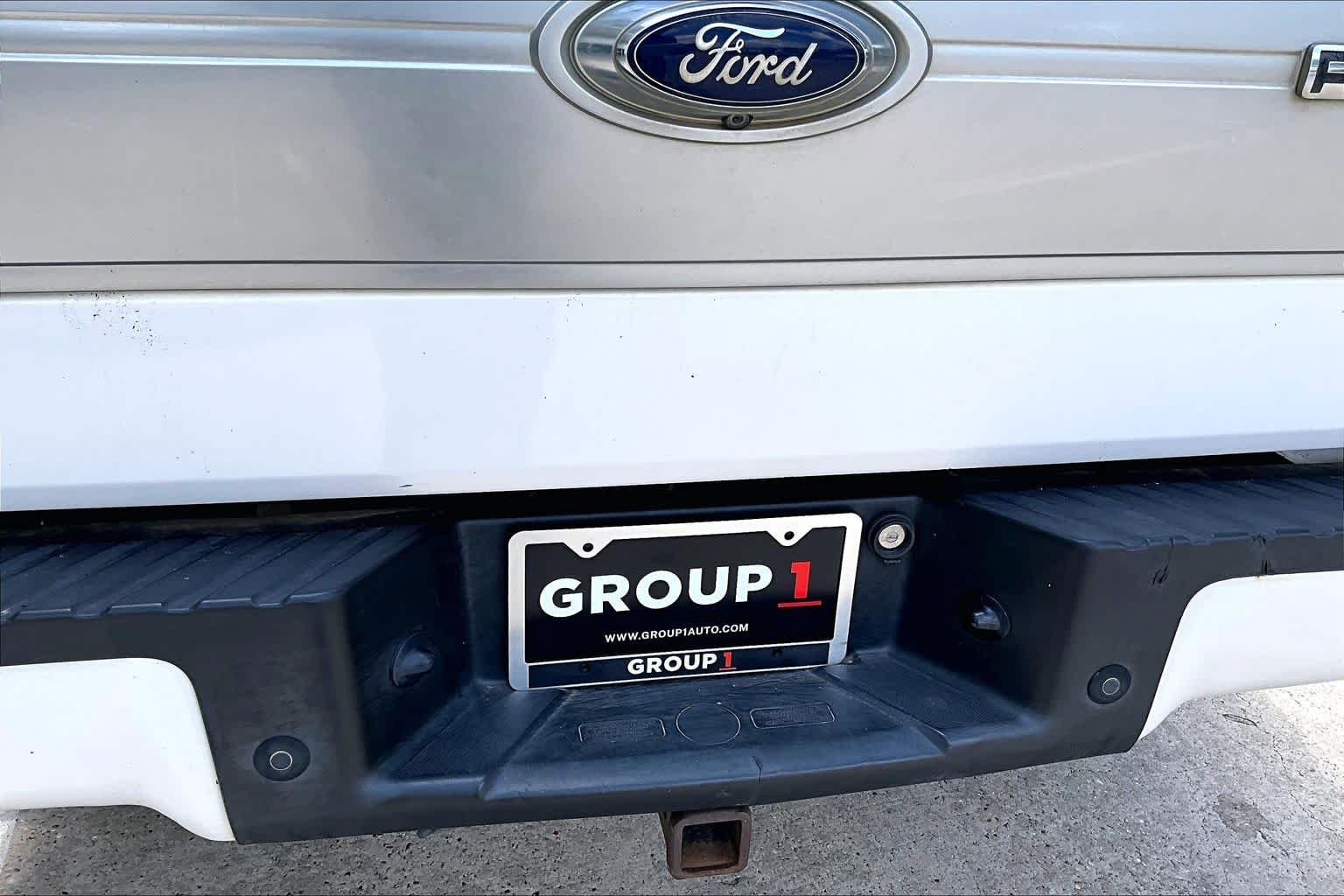 Used 2014 White Platinum Metallic Tri-Coat Ford Platinum image 9
