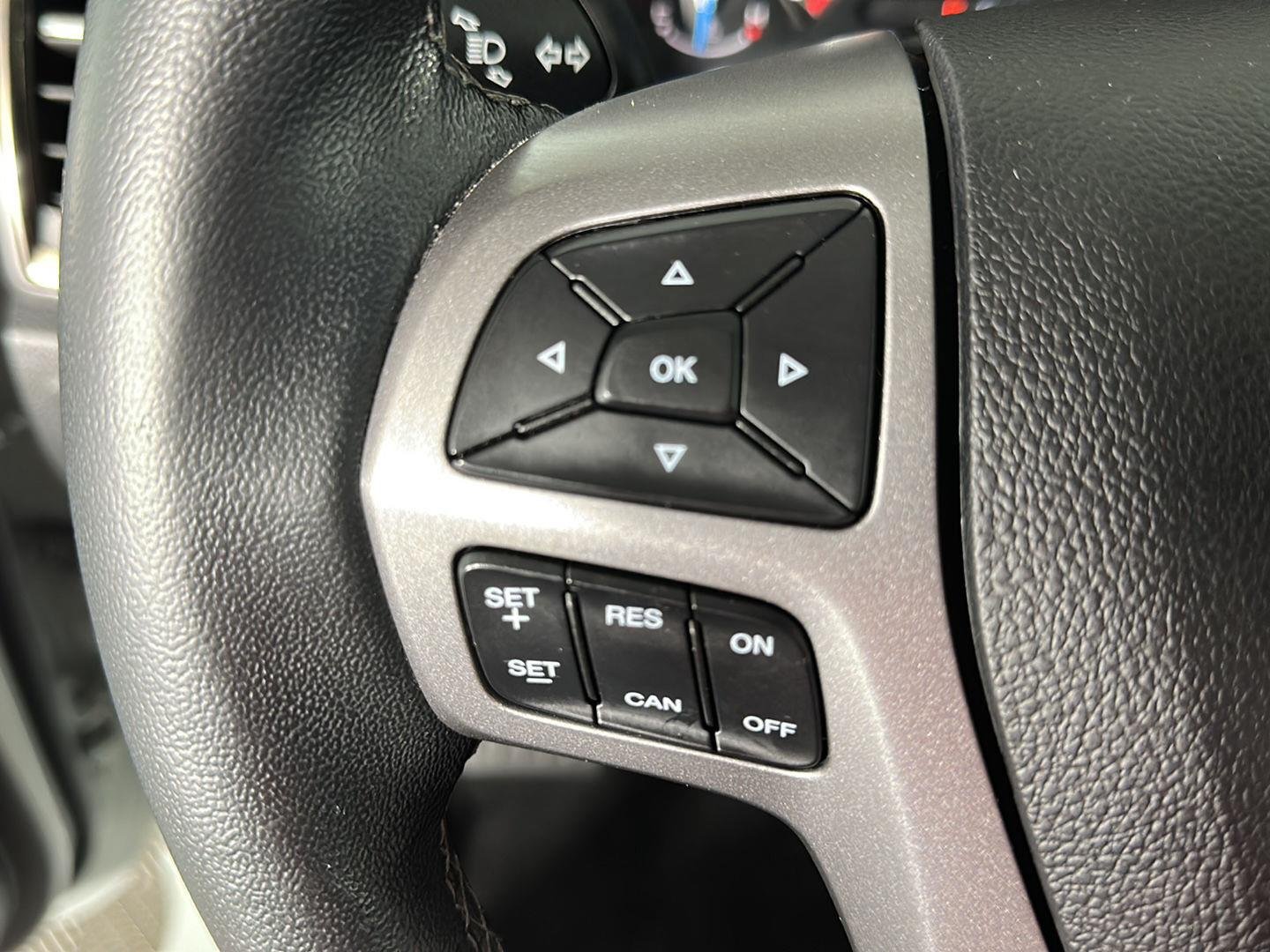 Used 2022 Cactus Gray Ford XLT image 24