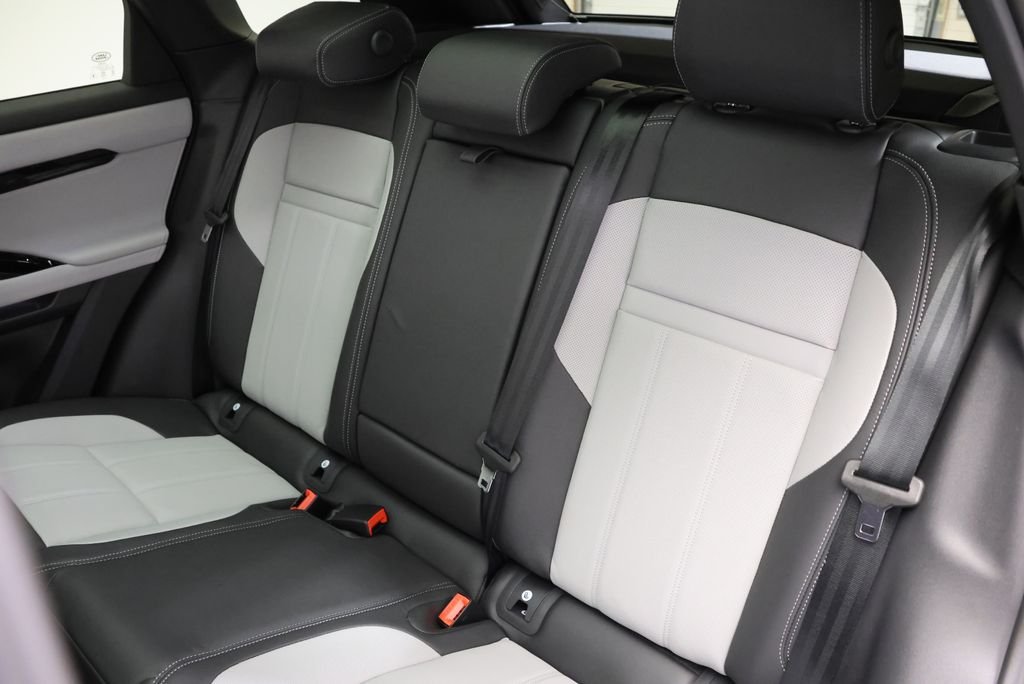 New 2026 Carpathian Grey Land Rover Hoxton Edition image 35