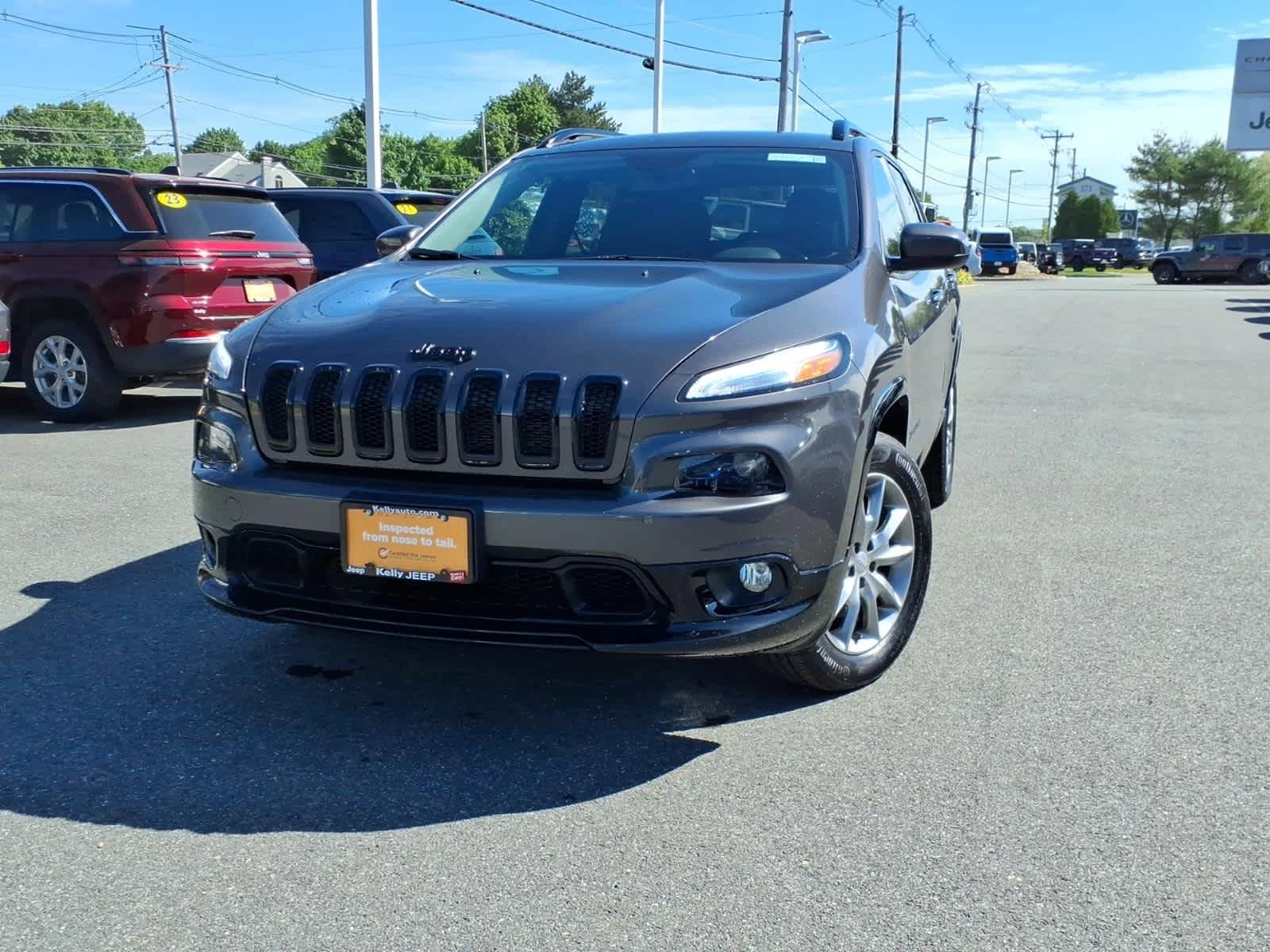 Certified Used 2018 Granite Crystal Met. Clear Coat Jeep Latitude Tech Connect image 2