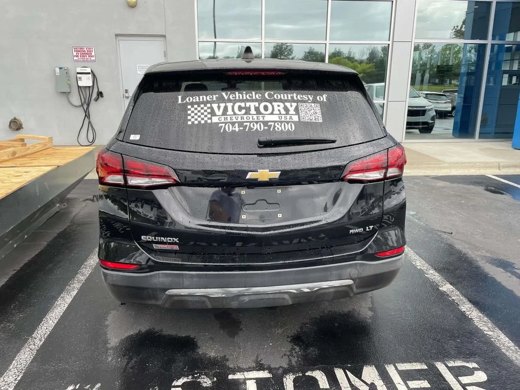 Used 2023 Mosaic Black Metallic Chevrolet LT image 5