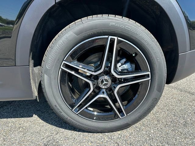 New 2026 Night Black Mercedes-Benz GLB 250 image 53