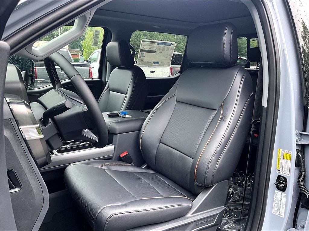 New 2026 Glacier Gray Metallic Tri-Coat Ford Lariat image 10