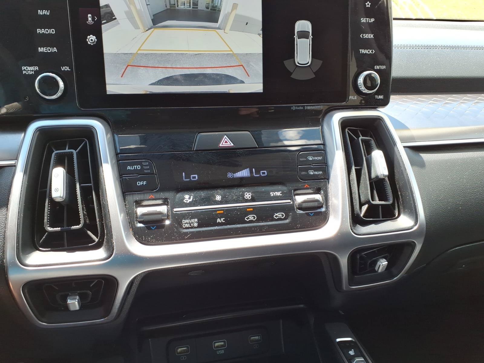 2022 Kia Sorento S Hybrid - Photo 24