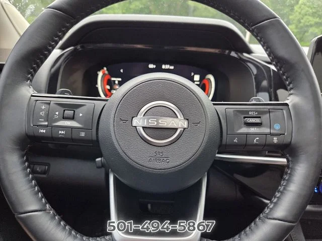 Used 2023 Black Nissan Platinum image 26