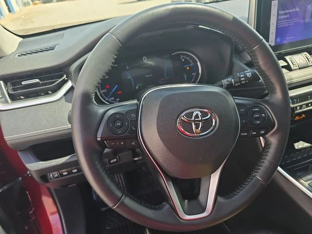 Used 2023 Red Toyota XLE Premium image 17