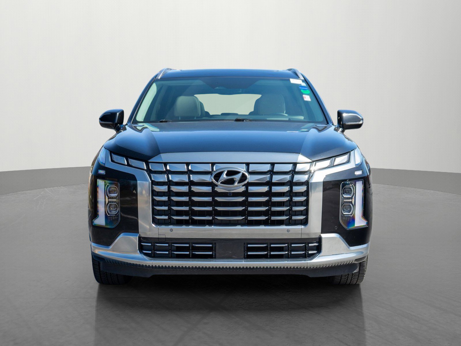 Used 2023 Hyundai Palisade Calligraphy with VIN KM8R7DGE6PU504224 for sale in Minneapolis, Minnesota