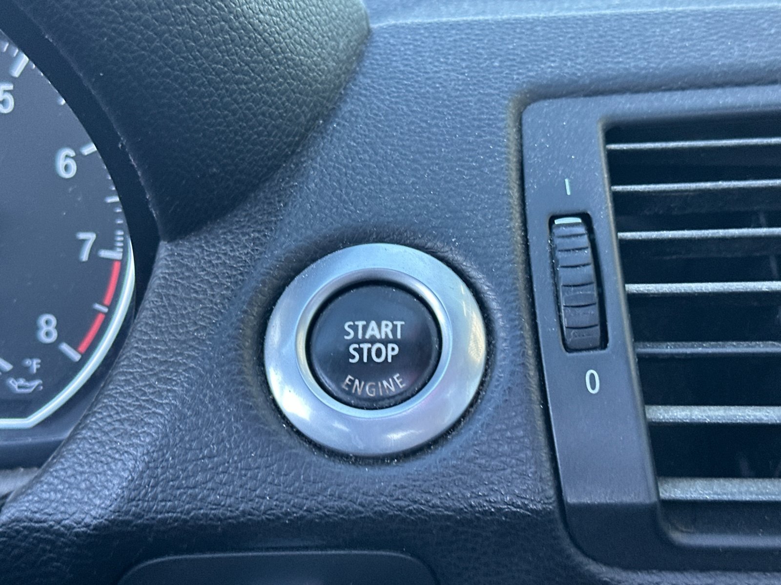 Used 2010 Montego Blue Metallic BMW 135i image 19