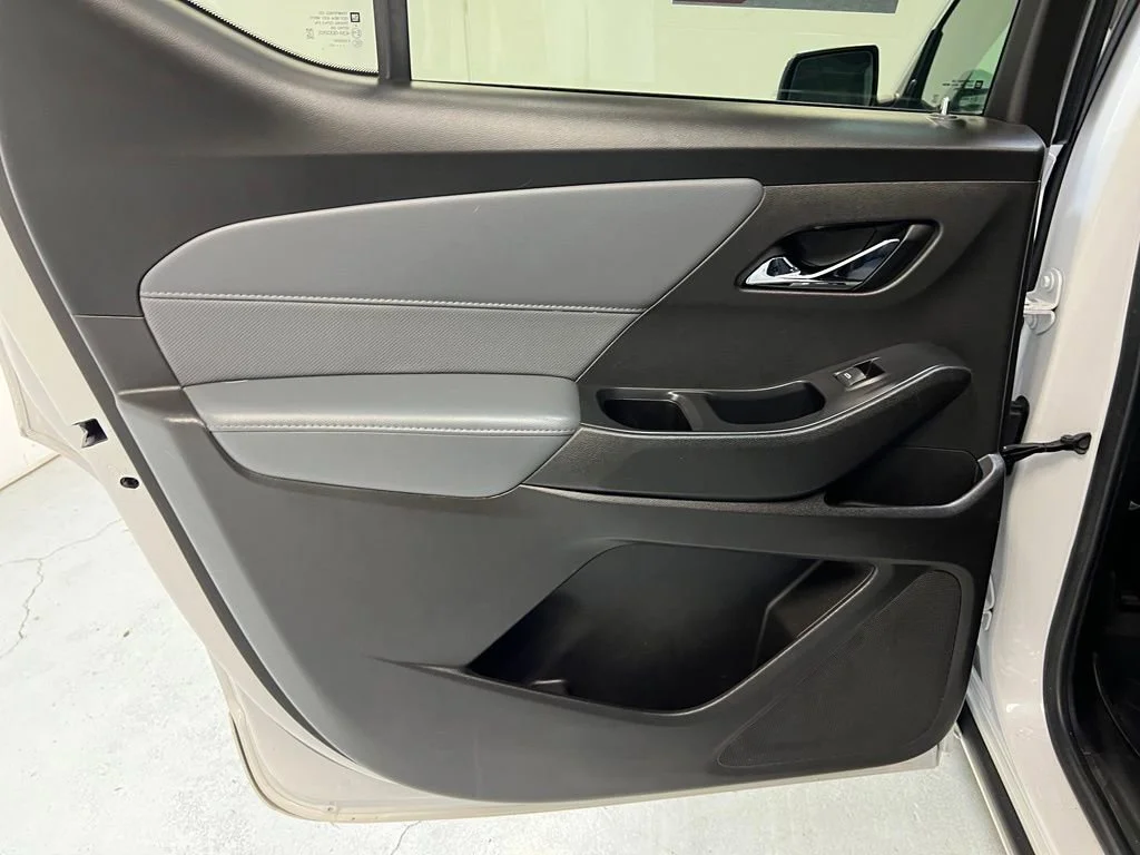 2021 Chevrolet Traverse Premier - Photo 27