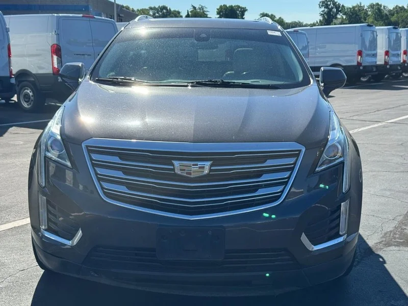 Used 2017 Dark Granite Metallic Cadillac Luxury AWD image 9
