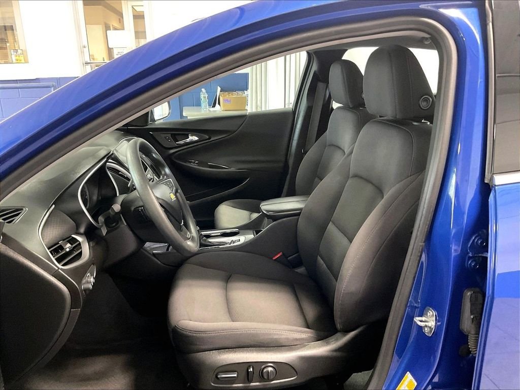 Used 2023 Blue Chevrolet LT image 10