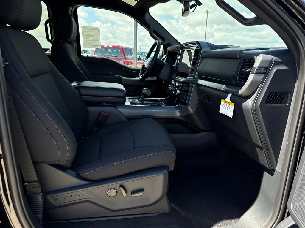 New 2026 Black Ford XLT image 22
