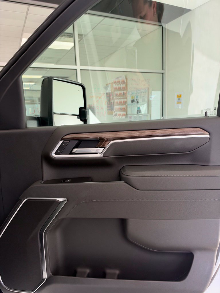 New 2026 Summit White Chevrolet LT image 21
