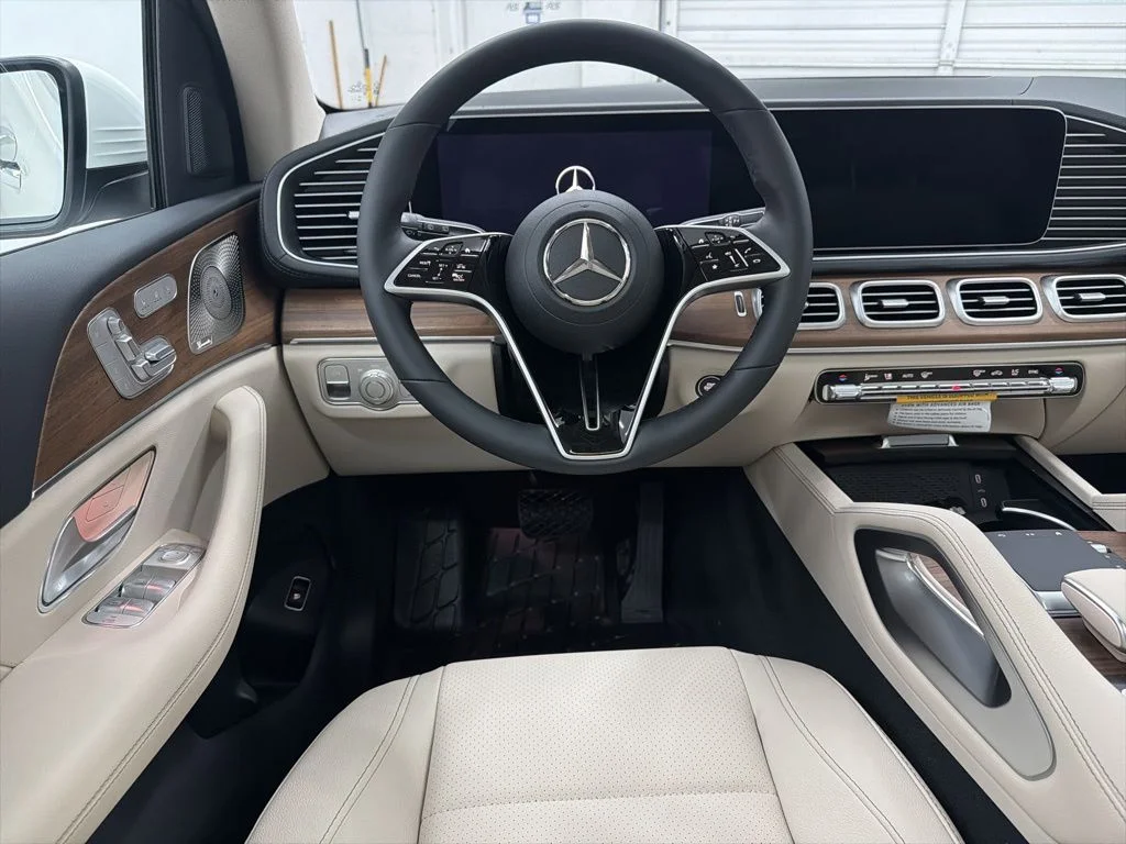 New 2026 White Mercedes-Benz GLS 450 image 19
