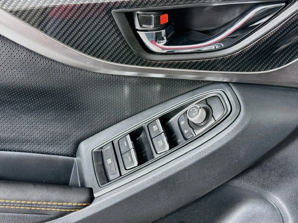 Used 2019 Black Subaru 2.0i Limited image 22