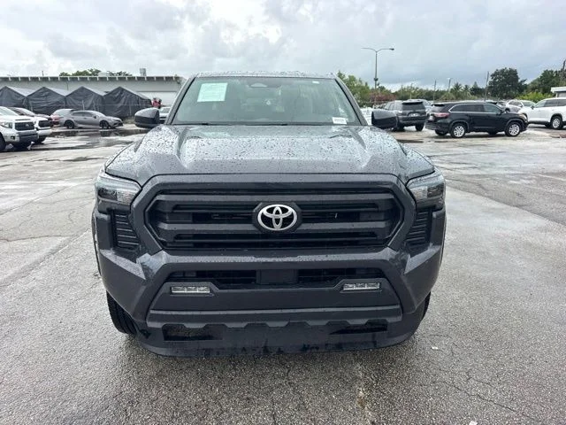 Used 2024  Toyota SR5 image 7