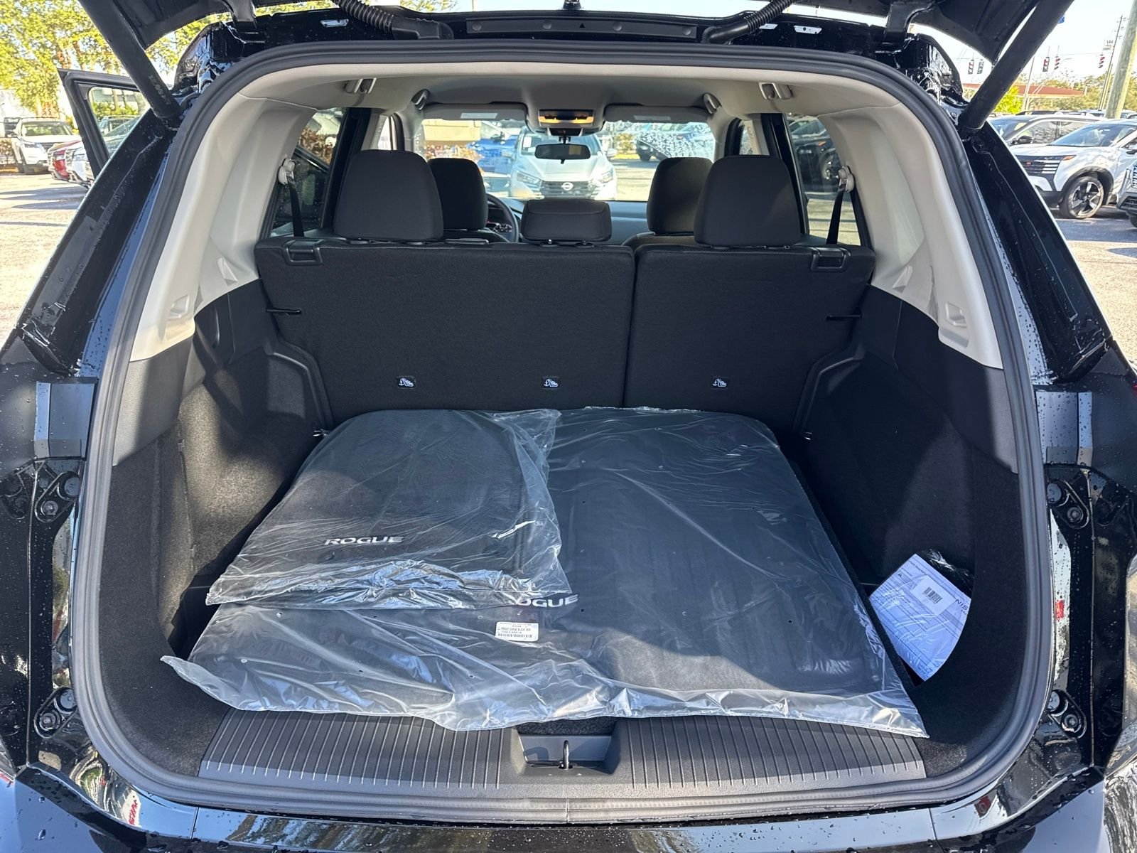 New 2026 Nissan Rogue SV 4D Sport Utility