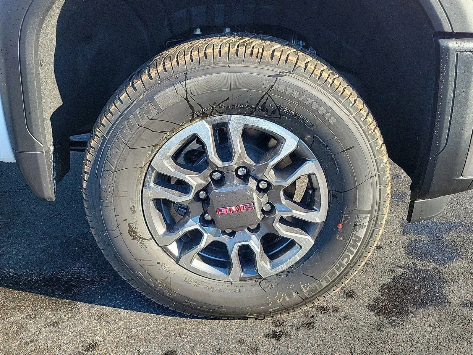 2026 GMC Sierra 2500HD SLT - Photo 5
