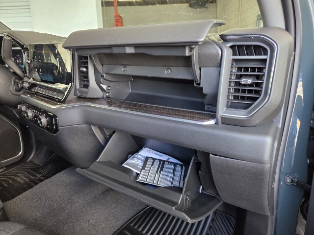 2026 Chevrolet Silverado 3500 HD LT - Photo 47