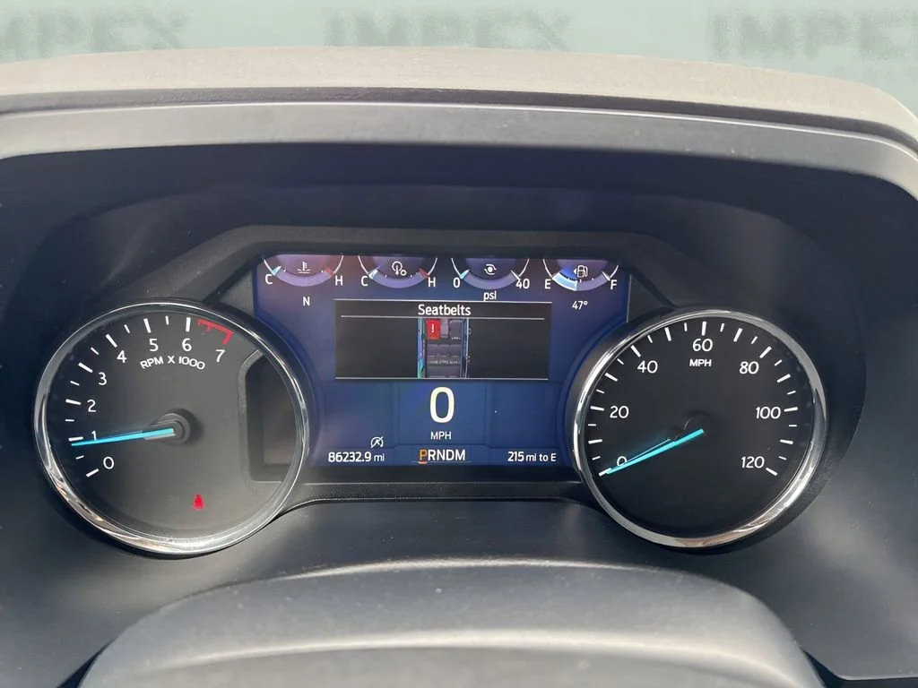 Used 2024 Black Ford XLT image 28