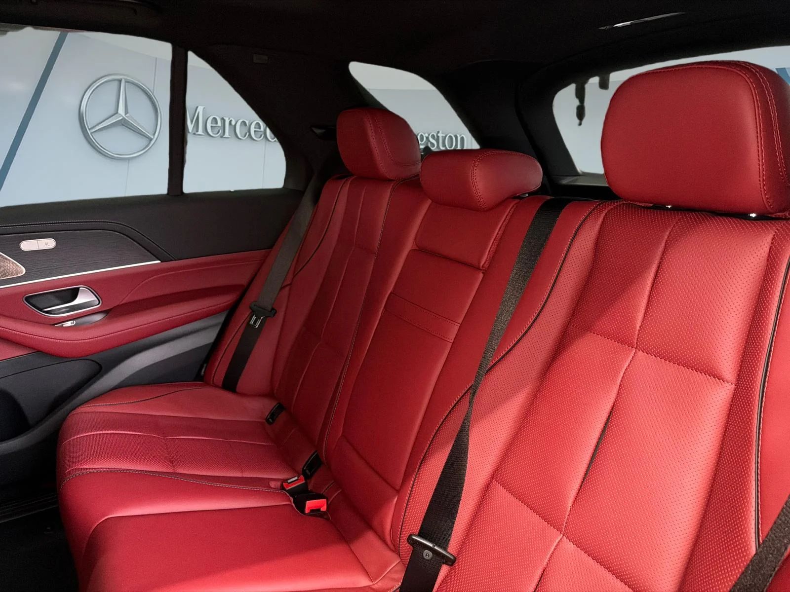 New 2026 manufaktur paint manufaktur si Mercedes-Benz GLE 580 4MATIC SUV image 16