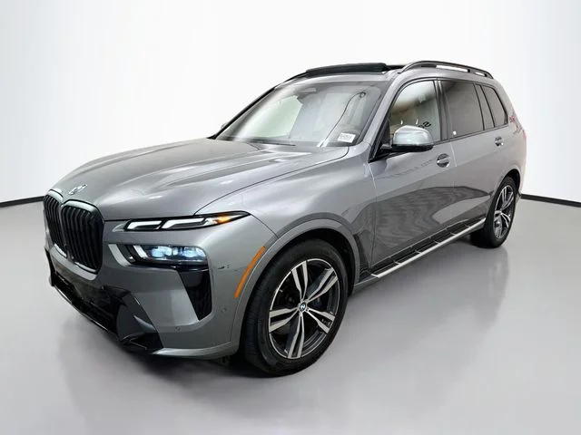 Used 2026 Gray BMW xDrive40i image 3