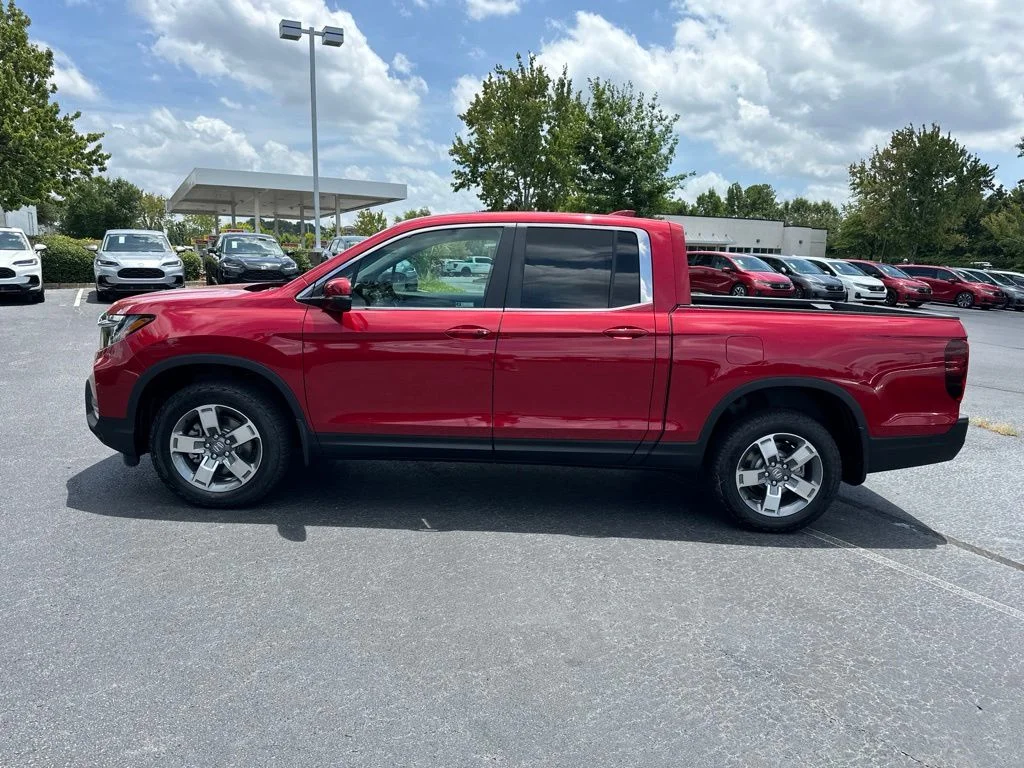 New 2026 Radiant Red Metallic II Honda RTL image 6