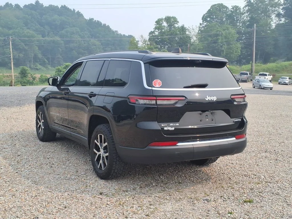 Used 2023 Black Jeep Limited image 5