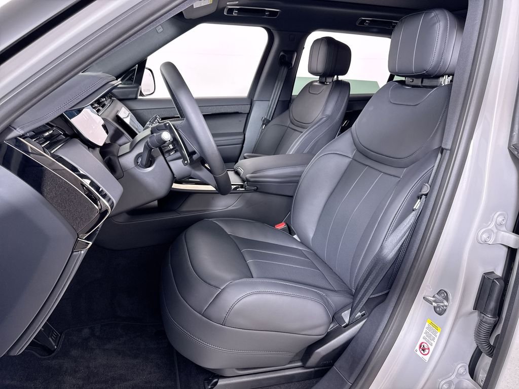New 2026 Borasco Grey Land Rover Dynamic SE image 11