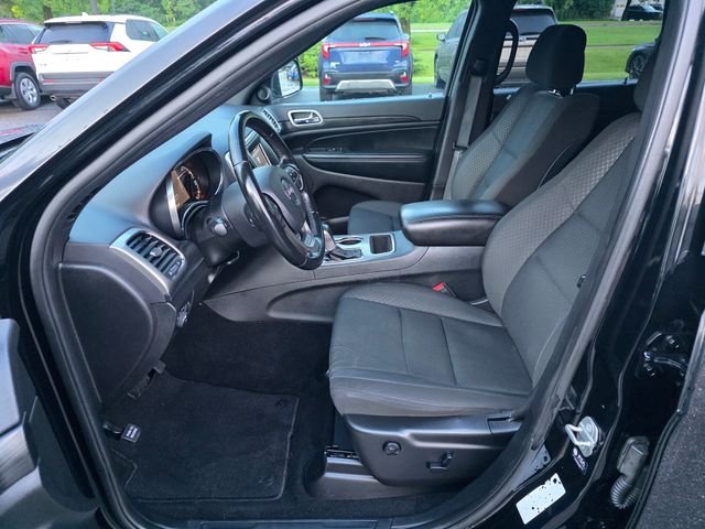 Used 2021 Diamond Black Jeep Laredo E image 15