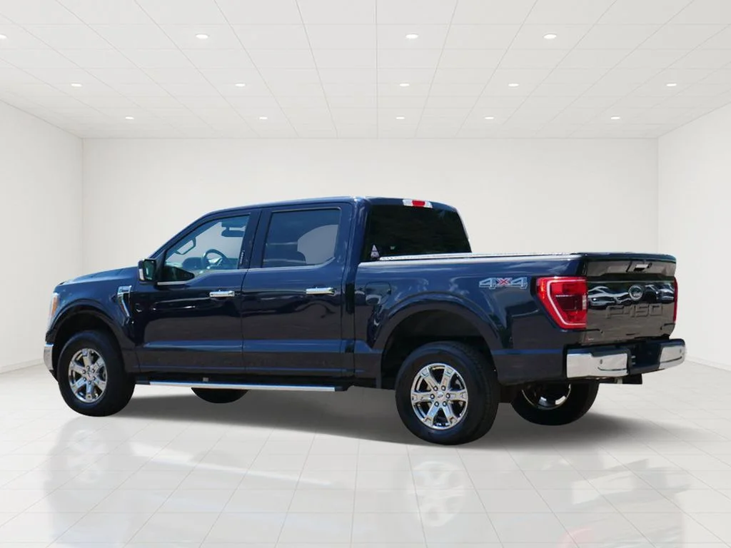 Certified Used 2021 Blue Ford XLT image 4
