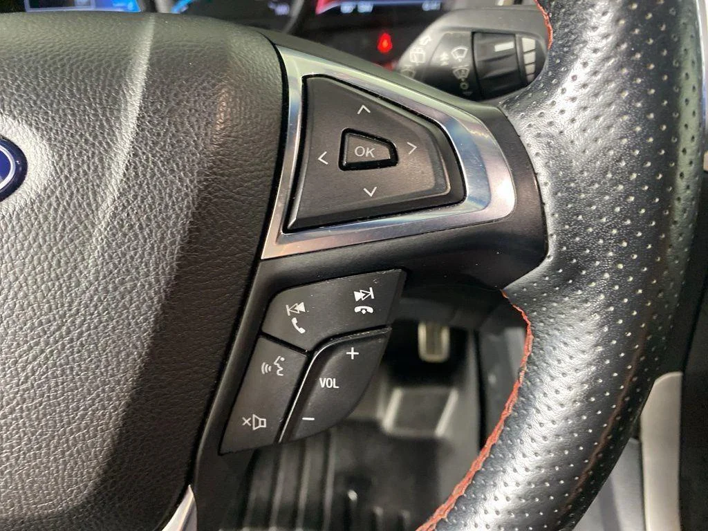 Used 2020 Bl Ford SEL image 16