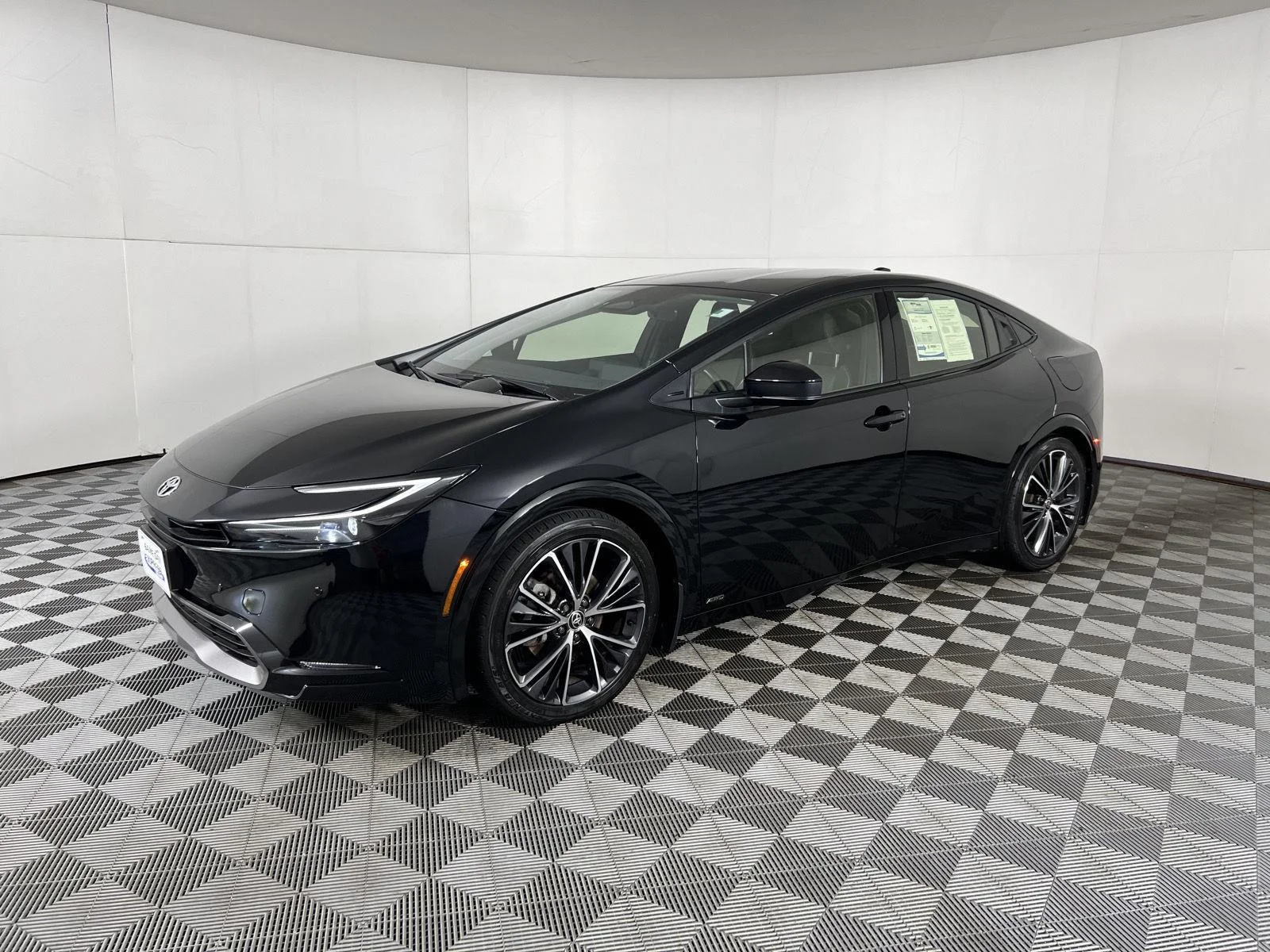Used 2024 Midnight Black Metallic Toyota XLE image 19