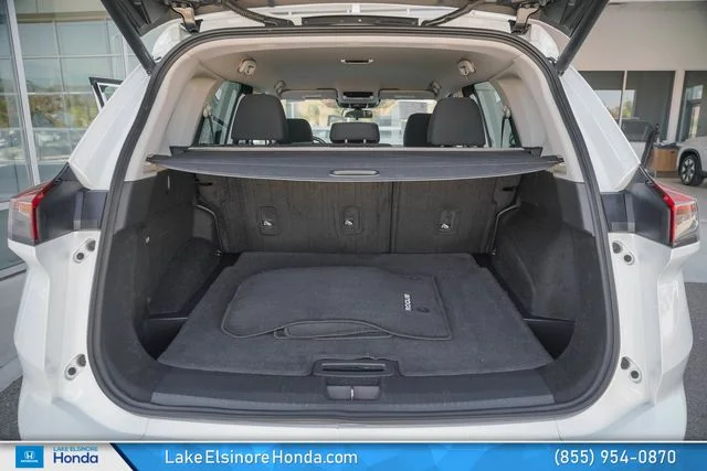 Used 2024 White Pearl Nissan SV image 29