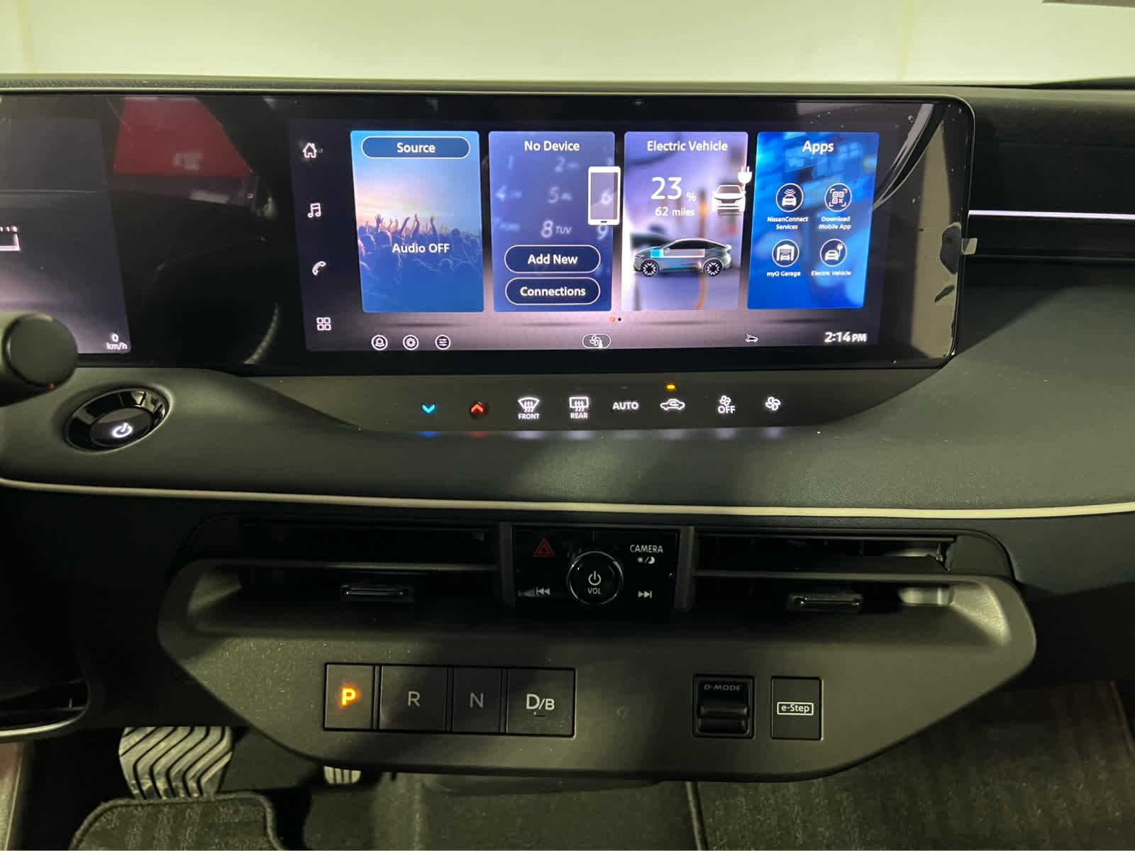 2026 Nissan LEAF S+ - Photo 8
