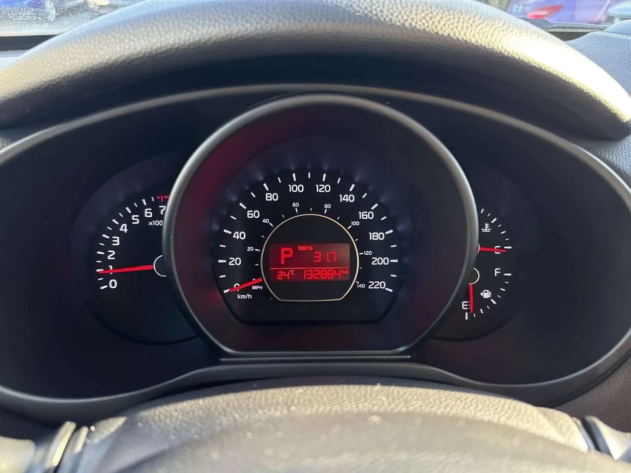 Used 2016 Polar Kia LX at Dilawri Certified   One Owner   Local BC image 23
