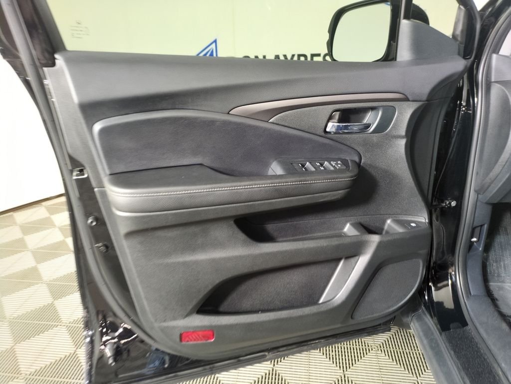 2023 Honda Ridgeline Sport - Photo 10