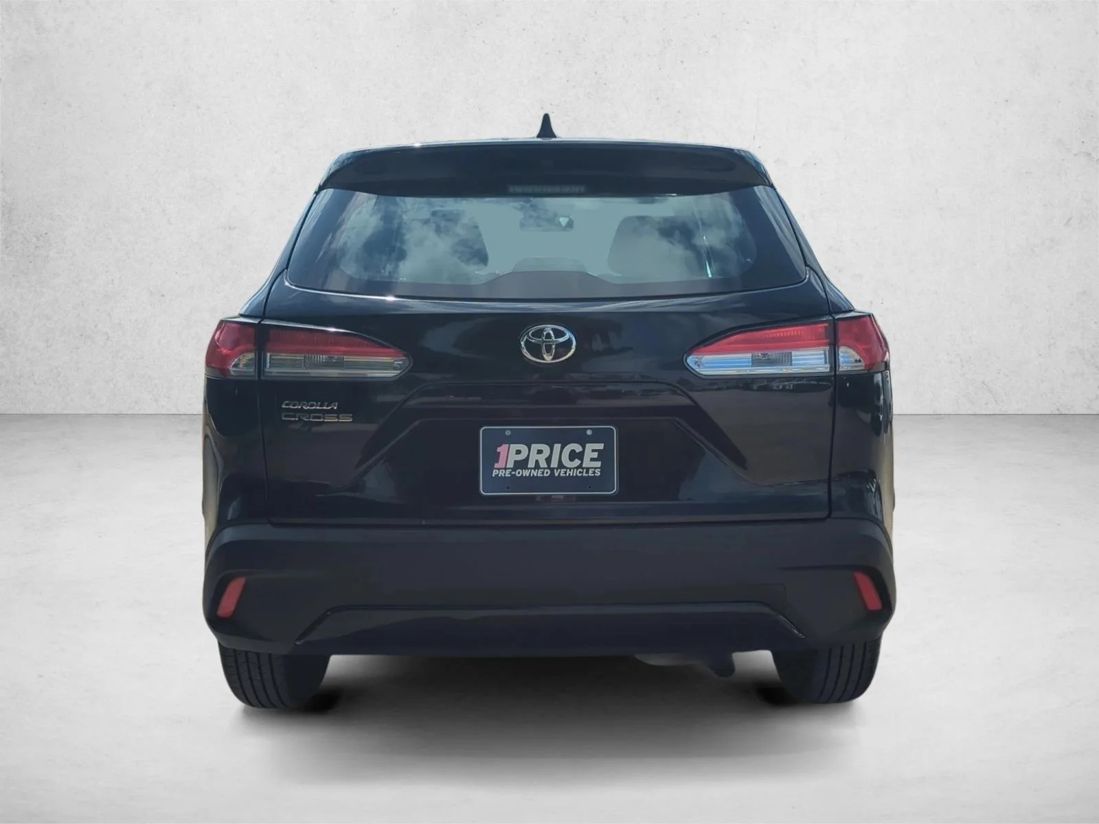 Used 2024 Jet Black Toyota L image 6